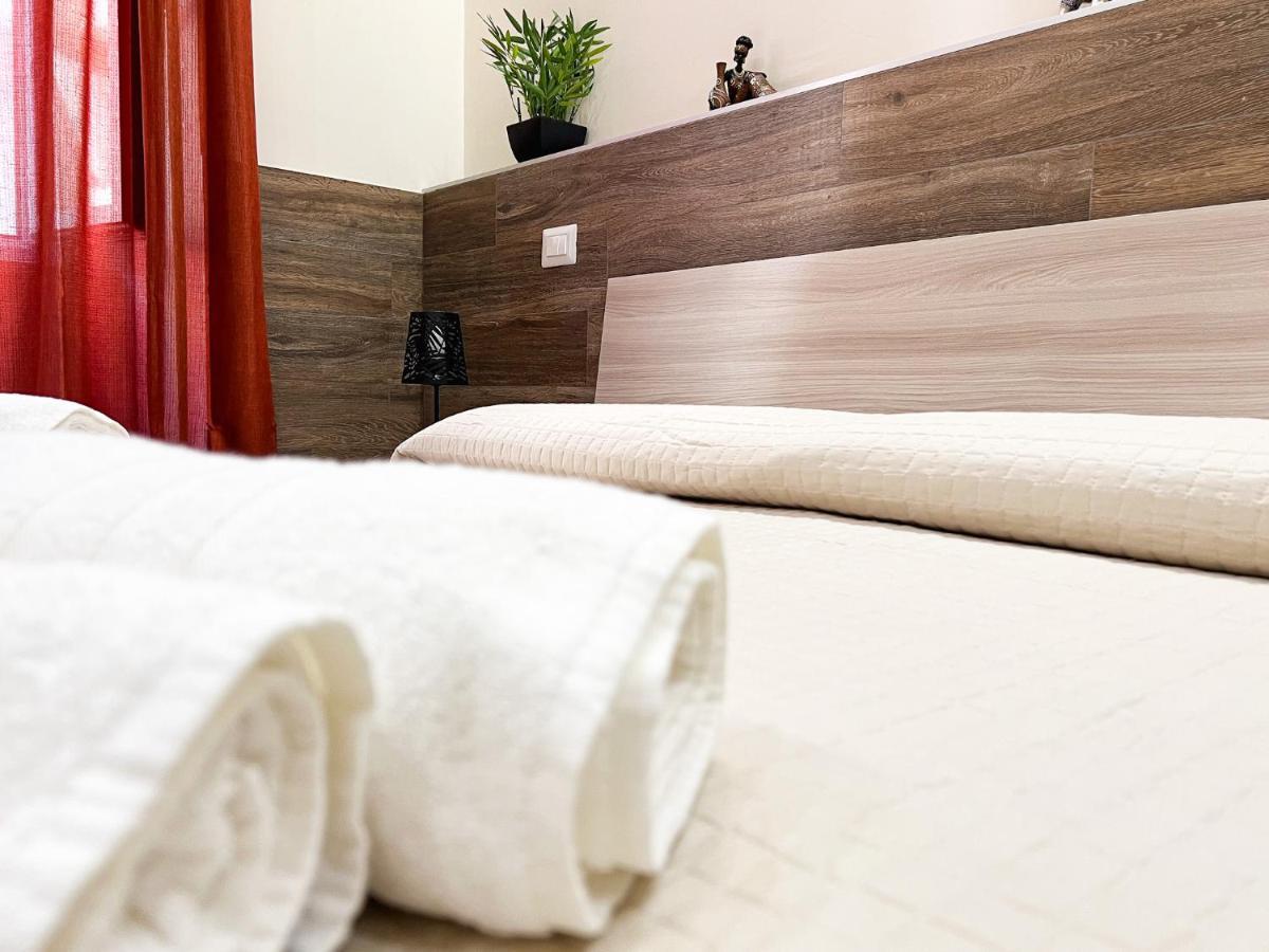 Al 115 Rooms Cagliari Ngoại thất bức ảnh