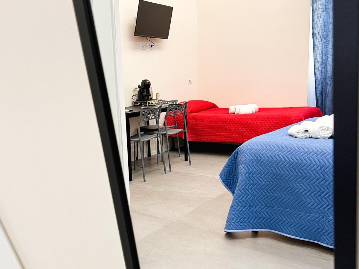 Al 115 Rooms Cagliari Ngoại thất bức ảnh